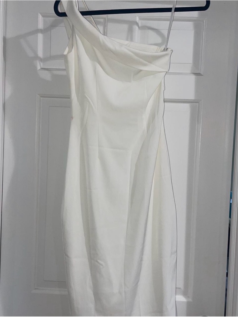 superdown One-Shoulder White Cocktail Dress